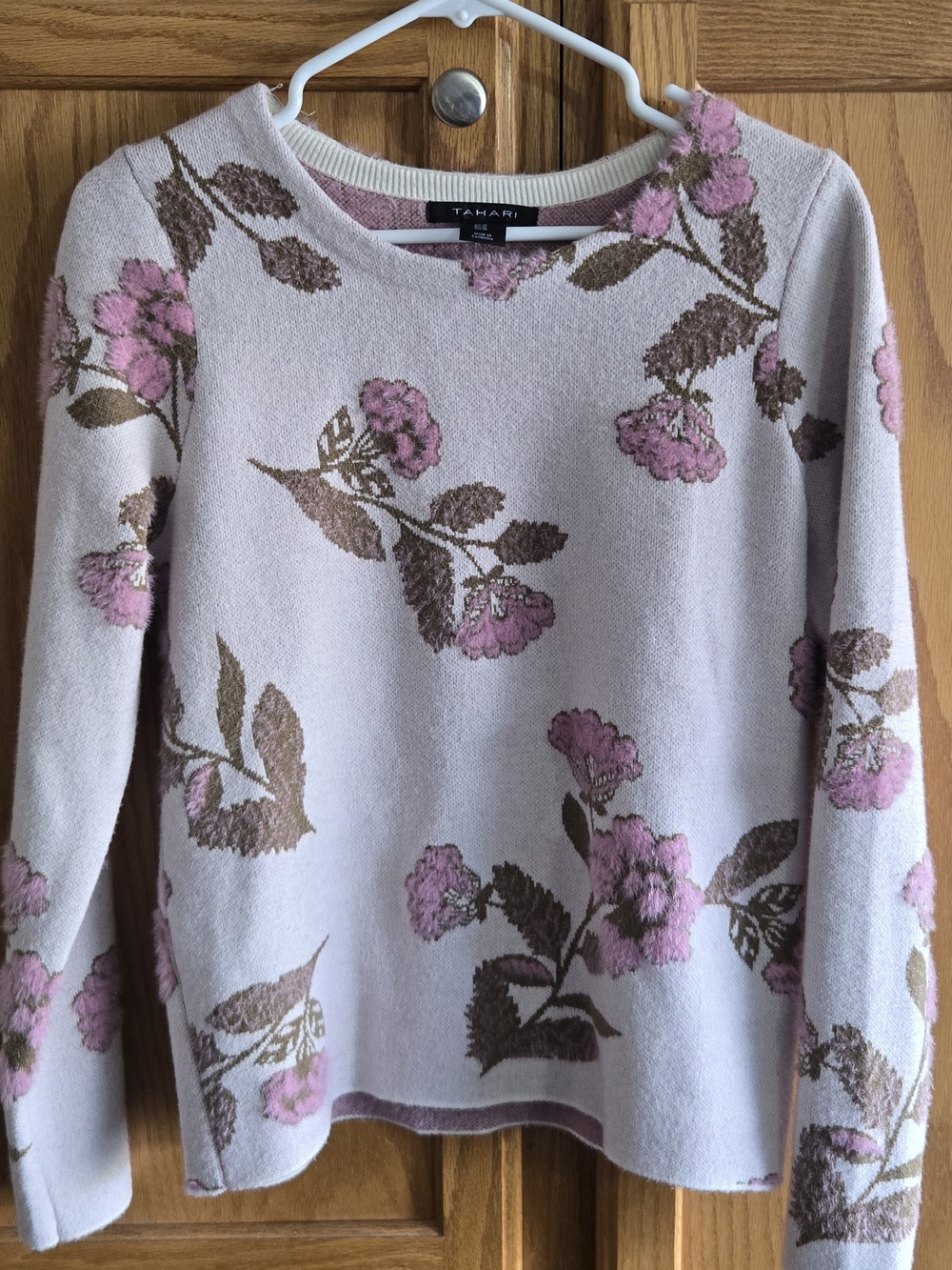Tahari Light Pink Floral Crewneck Sweater- Size Medium